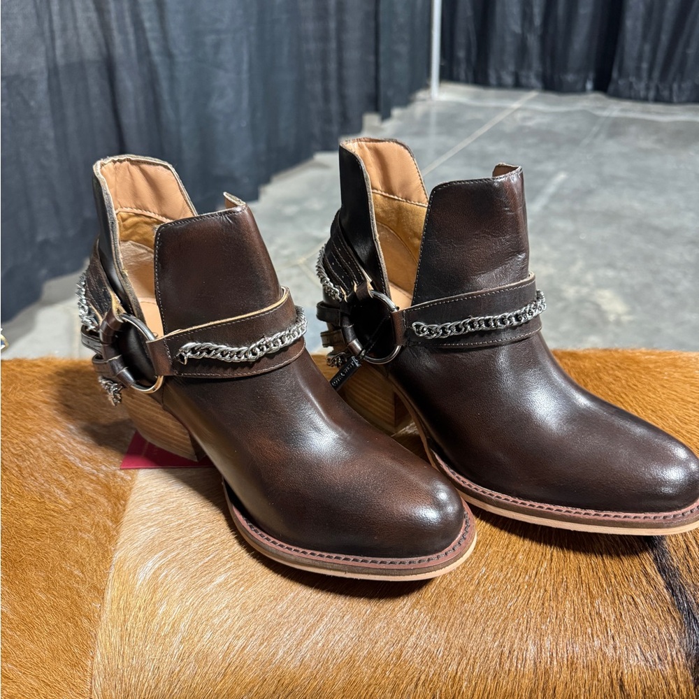 Elegant Chain-Embellished Brown Ankle Boots
